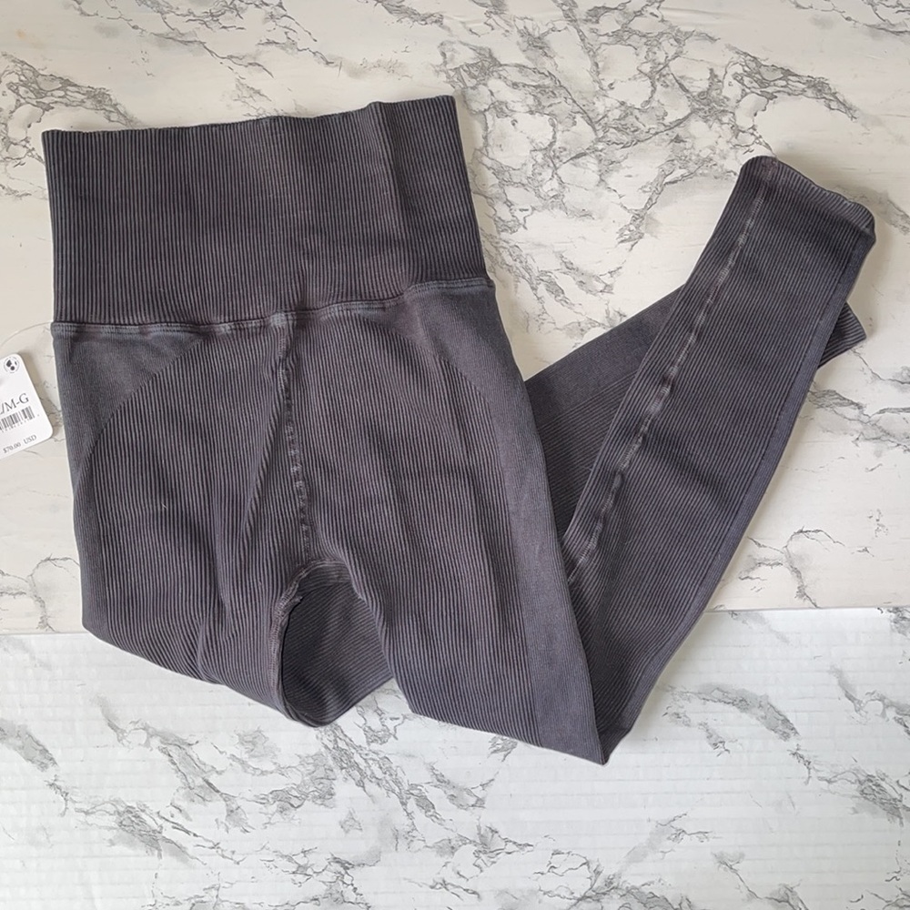 FP MOVEMENT BY FREE PEOPLE ULTRA HIGH RISE 7/8 LEGGING 4 WAY RIB STRETCH SZ M/L - Picture 8 of 16